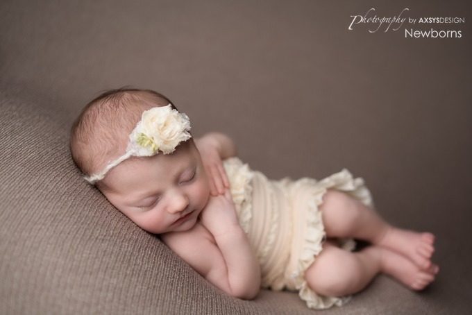Savannah GA Newborn Photographer