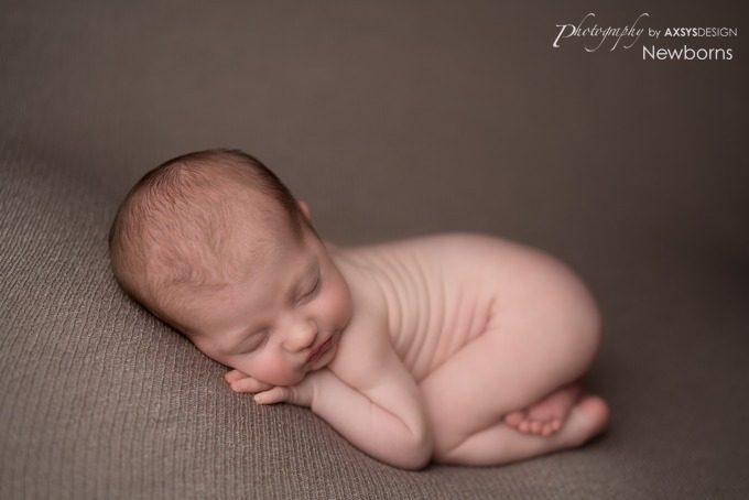 Savannah GA Newborn Photographer