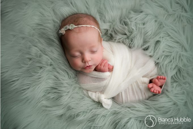 Newborn Multiples Specialist Photographer